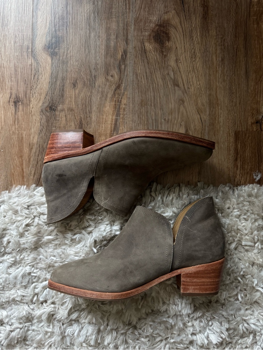 Nisolo Olive Taupe Suede Cutout Ankle Booties